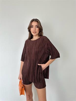 Kahve Pilili Şort Takım