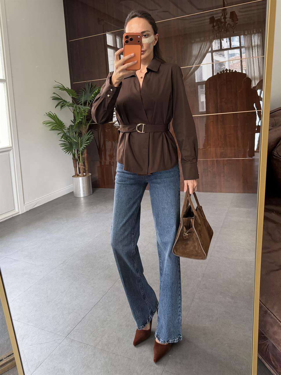 Kahve Poplin Kemerli Gömlek