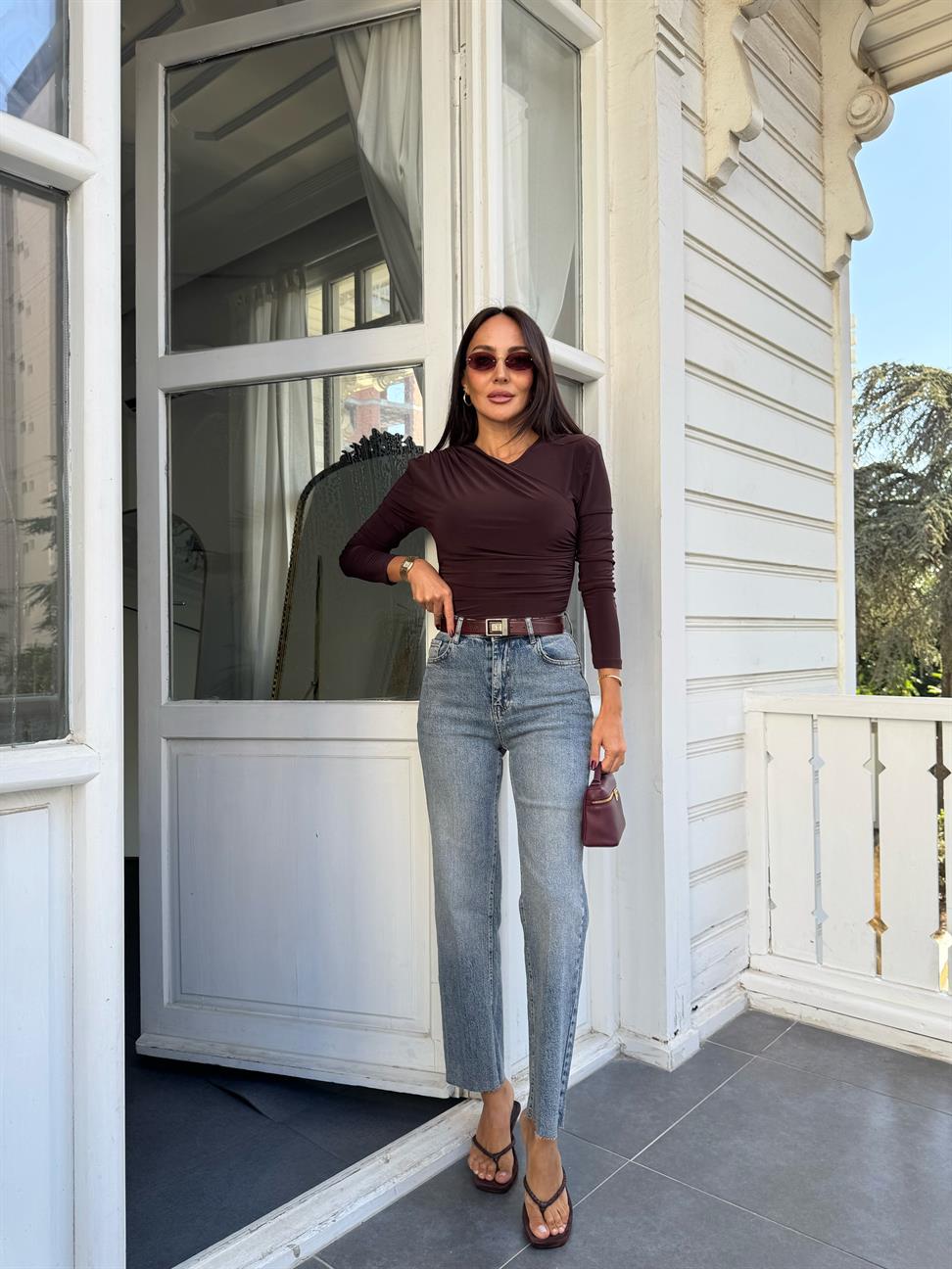 Kahve Sandy Yan Büzgülü Bluz