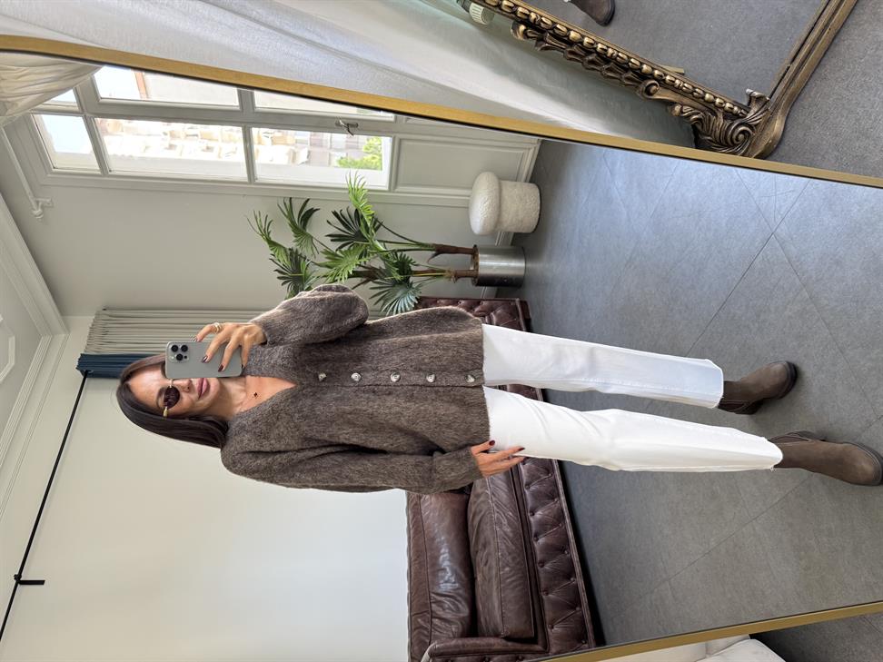 Kahve V Yaka Şardonlu Düğmeli Triko Hırka