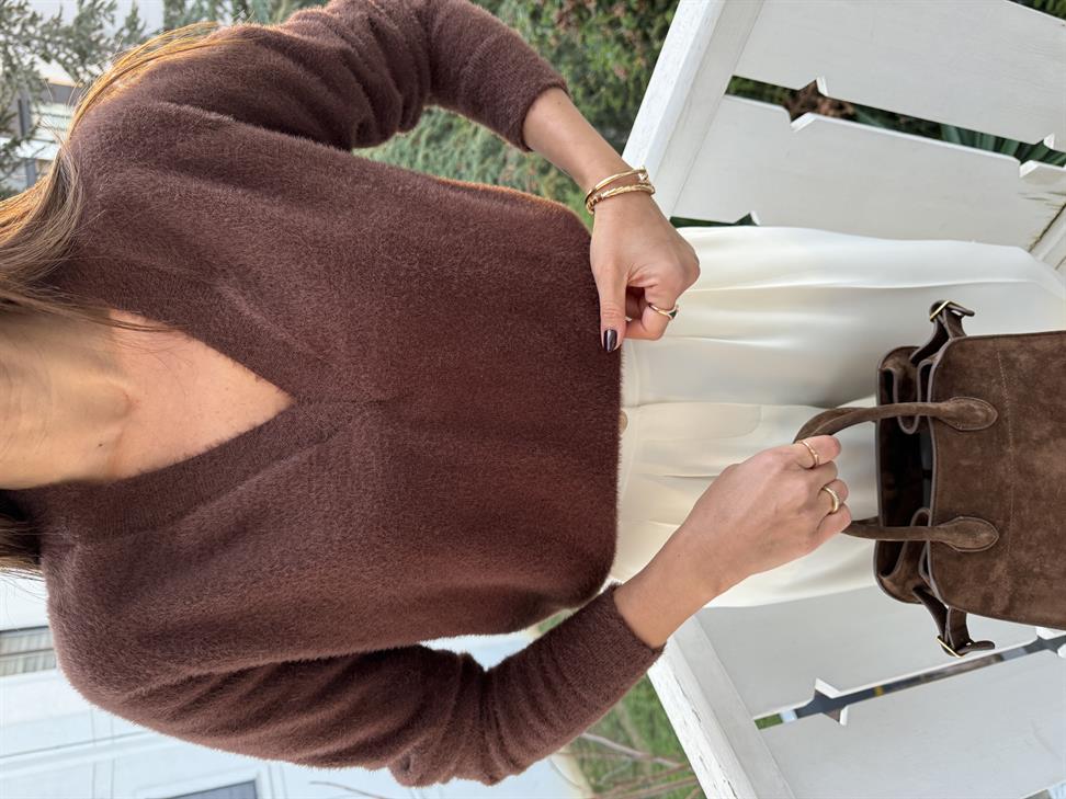 Kahve V Yakalı Yumoş Kazak