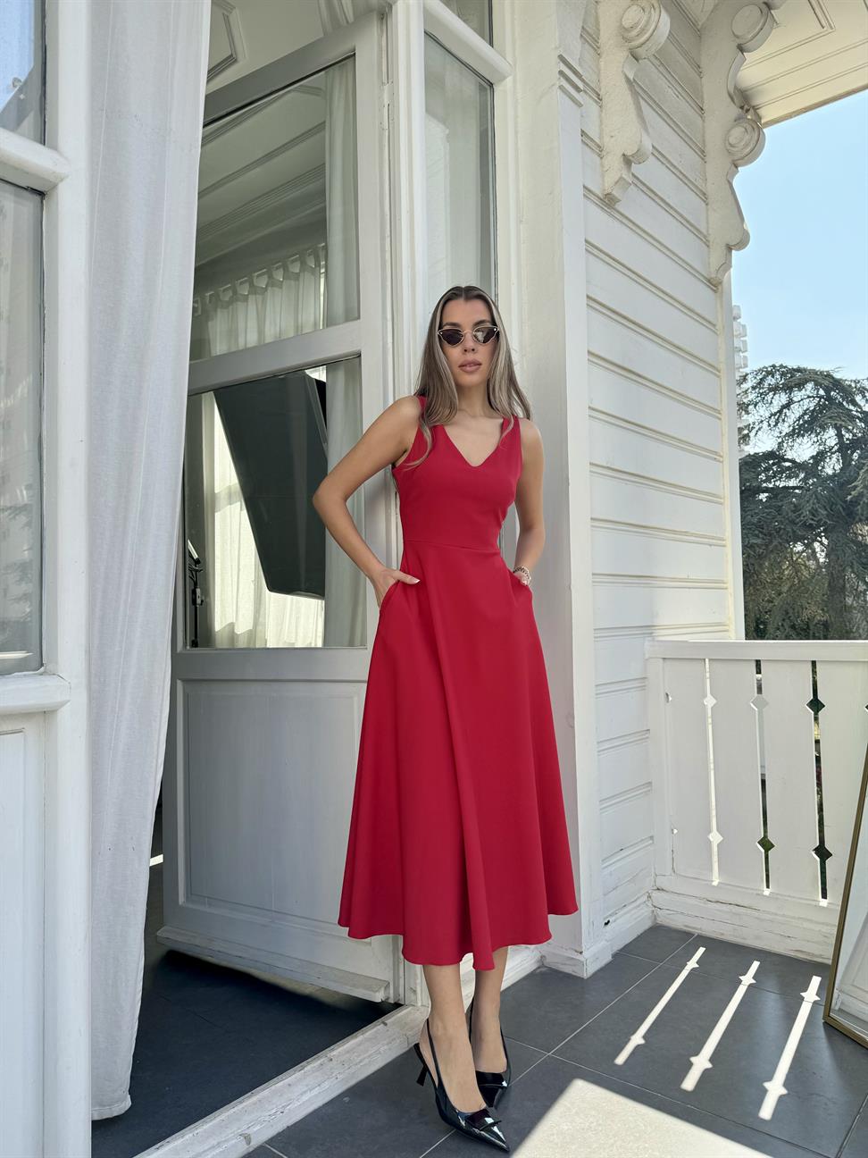 Kırmızı A Kesim Midi Boy Elbise