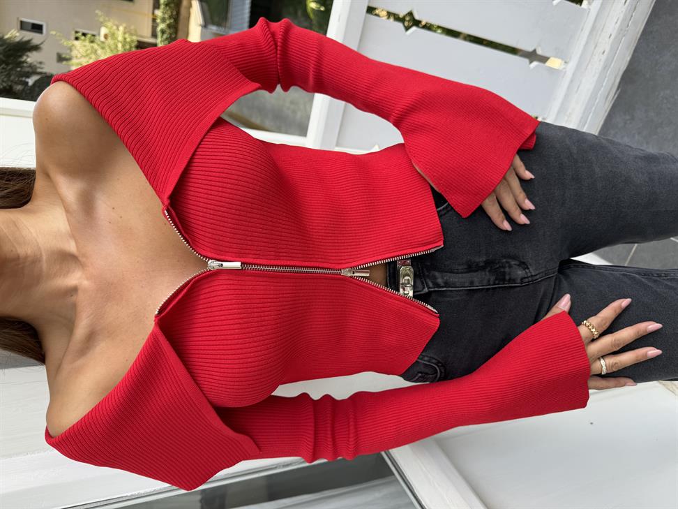 Kırmızı Bardot Yaka Yırtmaç Detaylı Triko