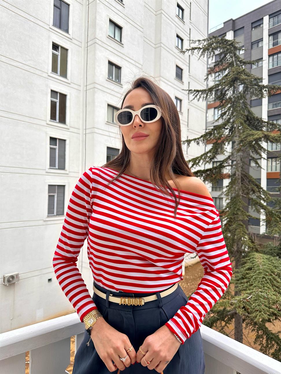 Kırmızı Kayık Yaka Çizgili Bluz