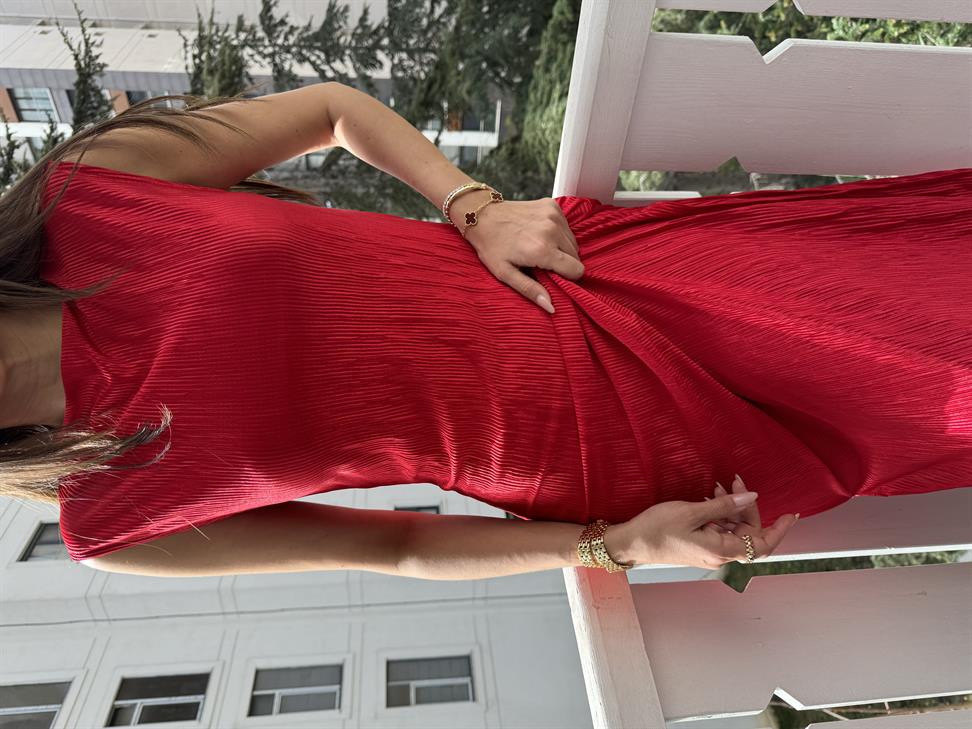 Kırmızı Kırınkıl Kumaş Kolsuz Elbise