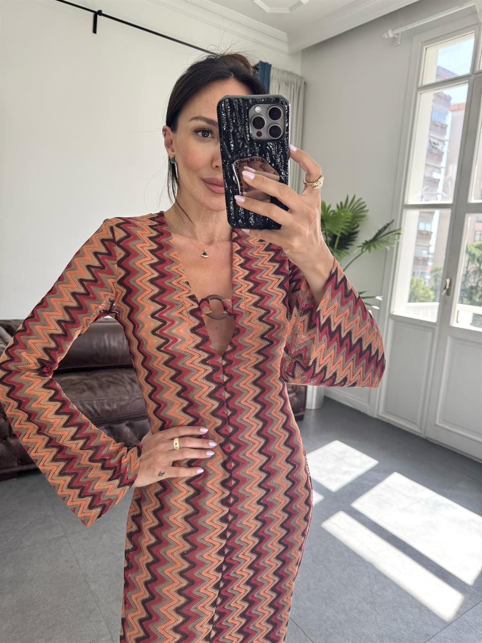 Kırmızı Renkli File Elbise