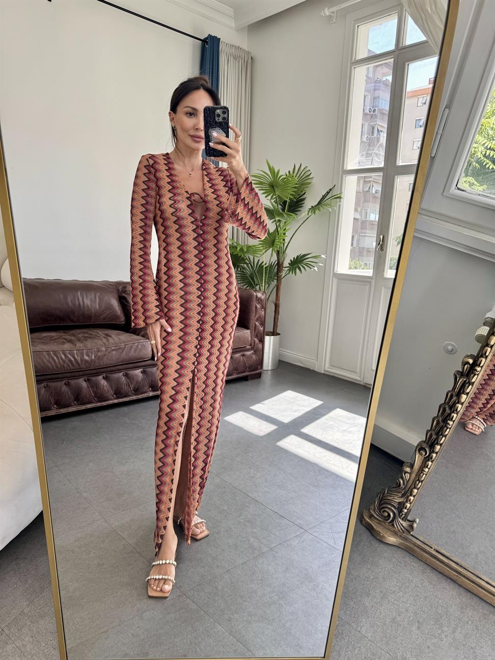 Kırmızı Renkli File Elbise