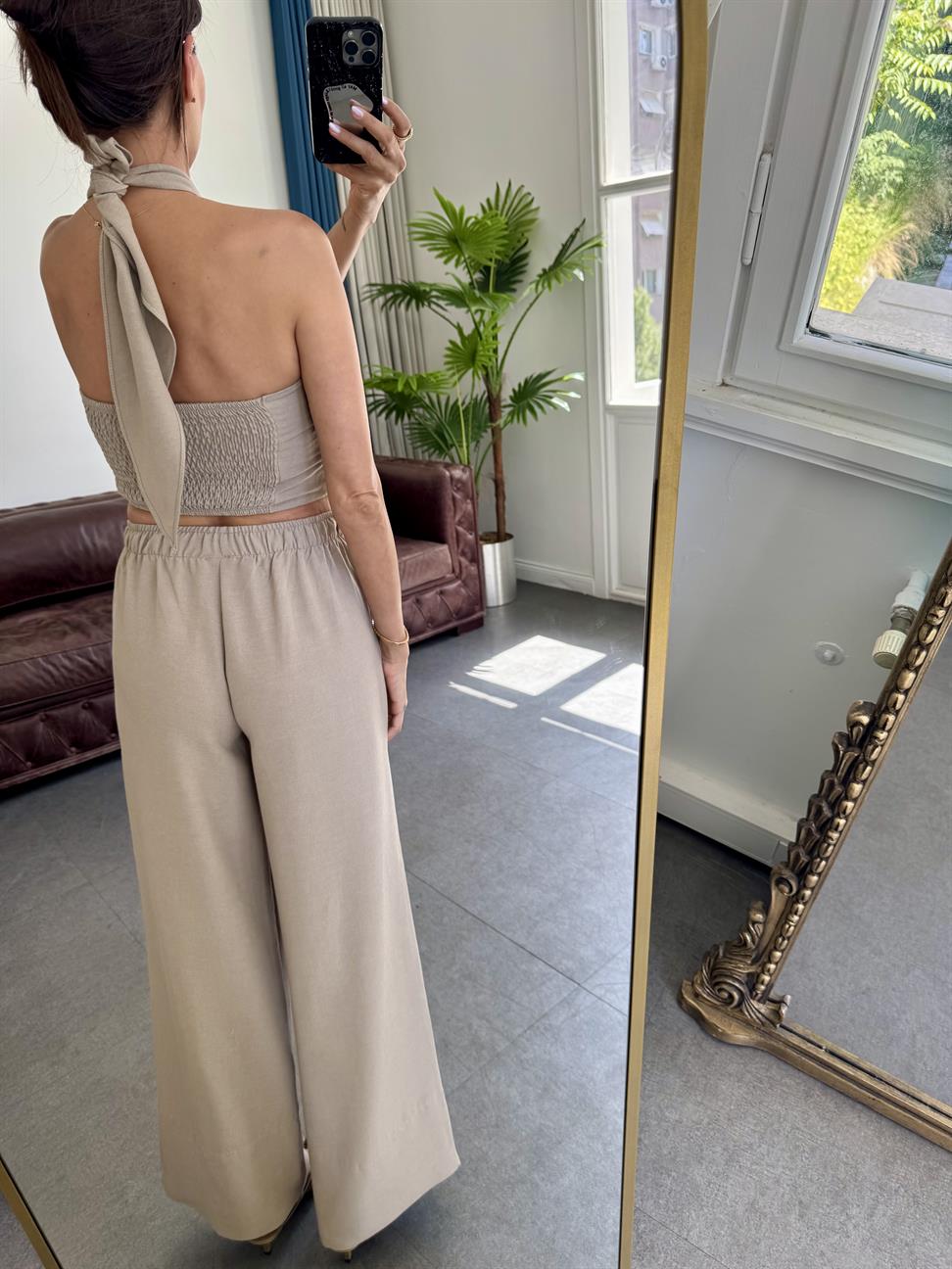 Koyu Bej Halter Yaka Bluz Takım