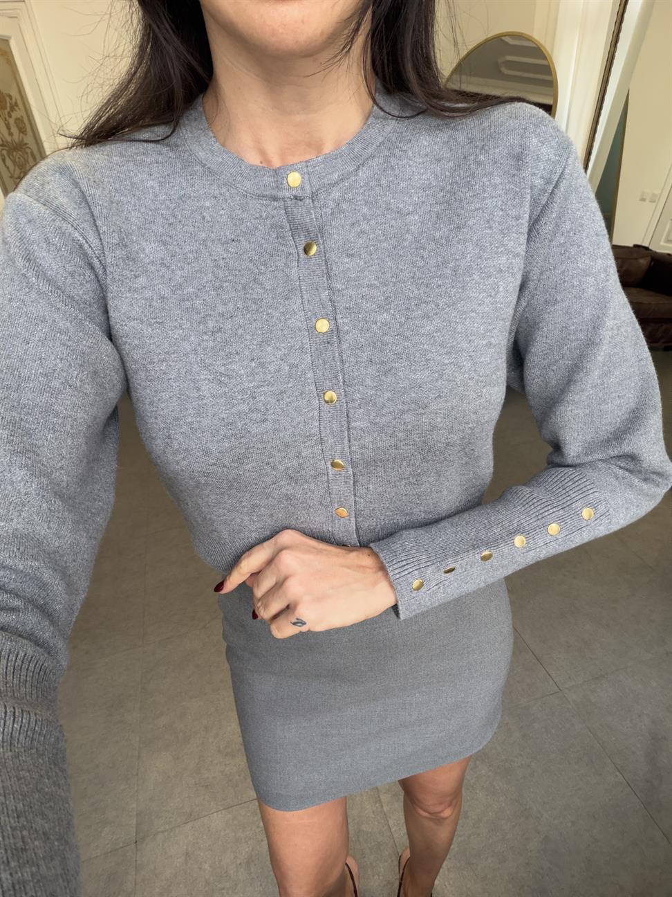 Koyu Gri Çıtçıtlı Triko Hırka