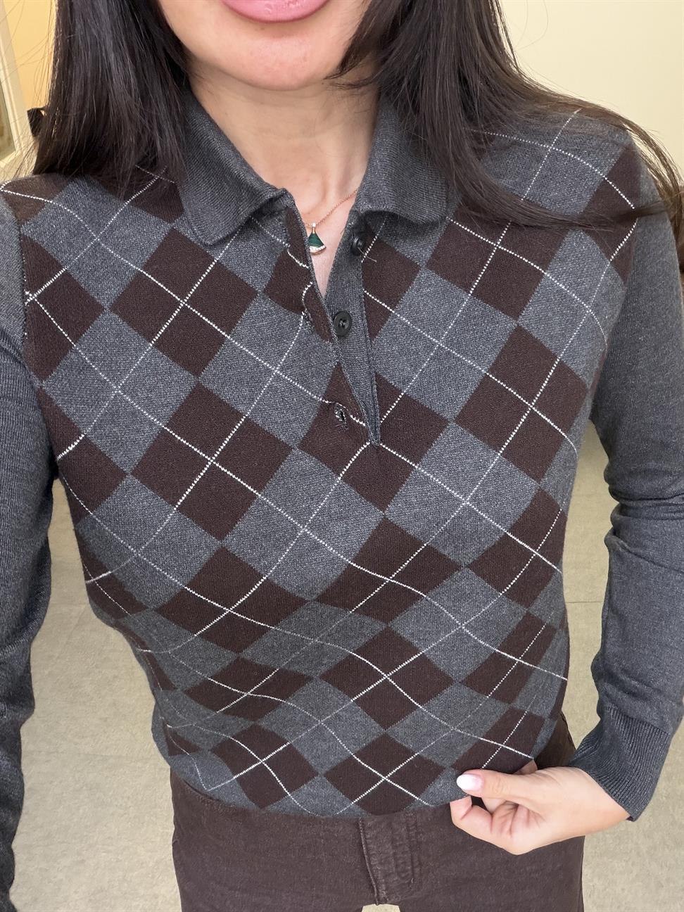 Koyu Gri Ekoseli Kazak