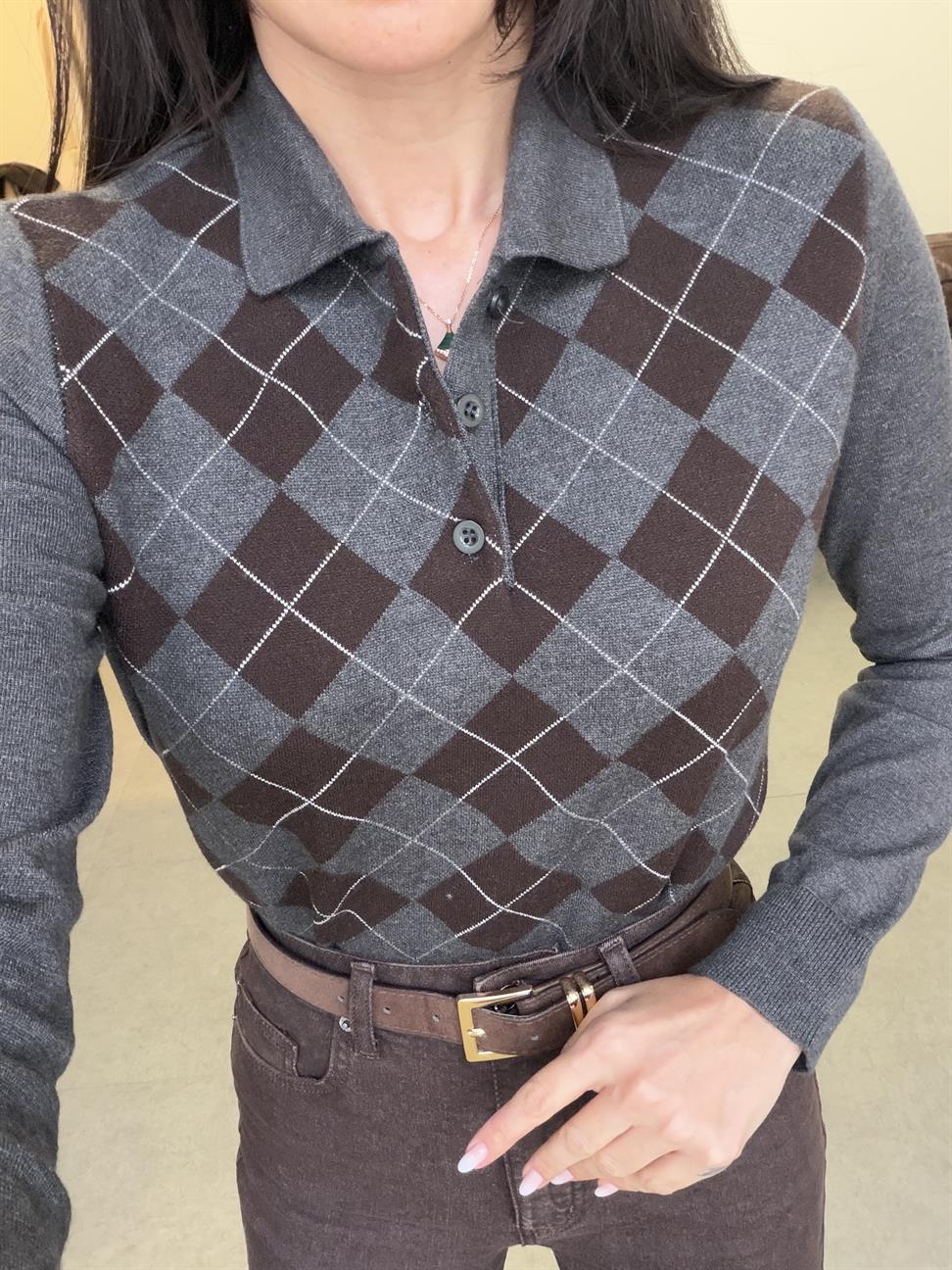 Koyu Gri Ekoseli Kazak