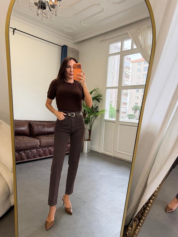 Koyu Kahve Kemerli Mom Jean