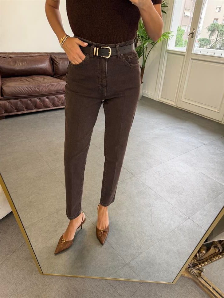 Koyu Kahve Kemerli Mom Jean