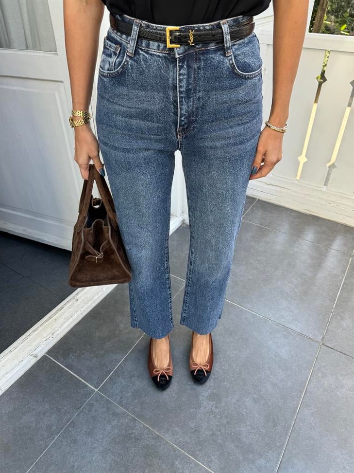 Koyu Mavi Yıkamalı Düz Kesim Jean Pantolon