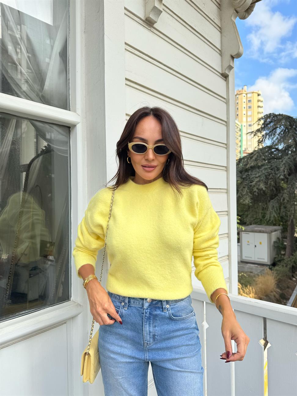 Koyu Sarı Bisiklet Yaka Yumuşak Dokulu Triko Kazak