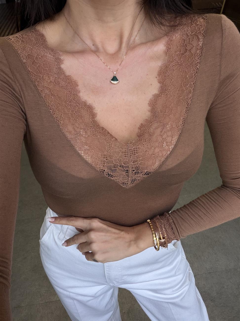 Koyu Vizon Dantelli Kaşmir Bluz