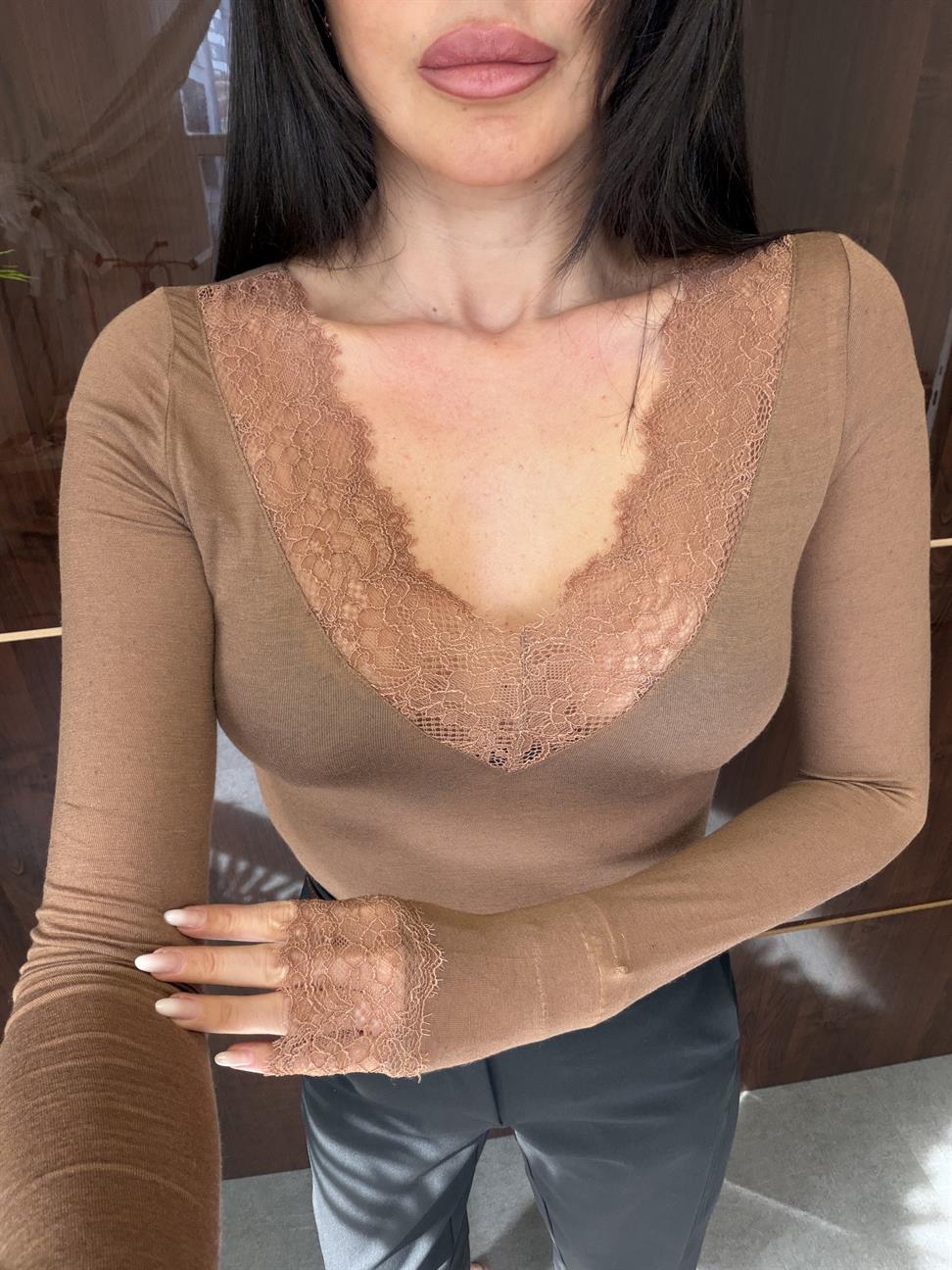 Koyu Vizon Dantelli Kaşmir Bluz