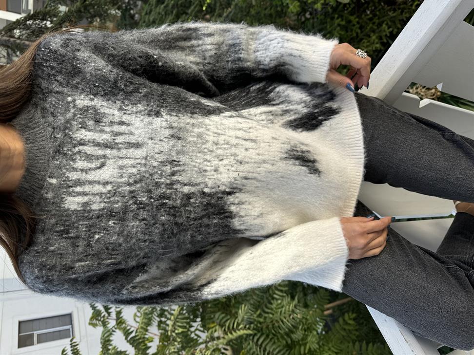 Krem-Antrasit Şardonlu İki Renkli Kazak