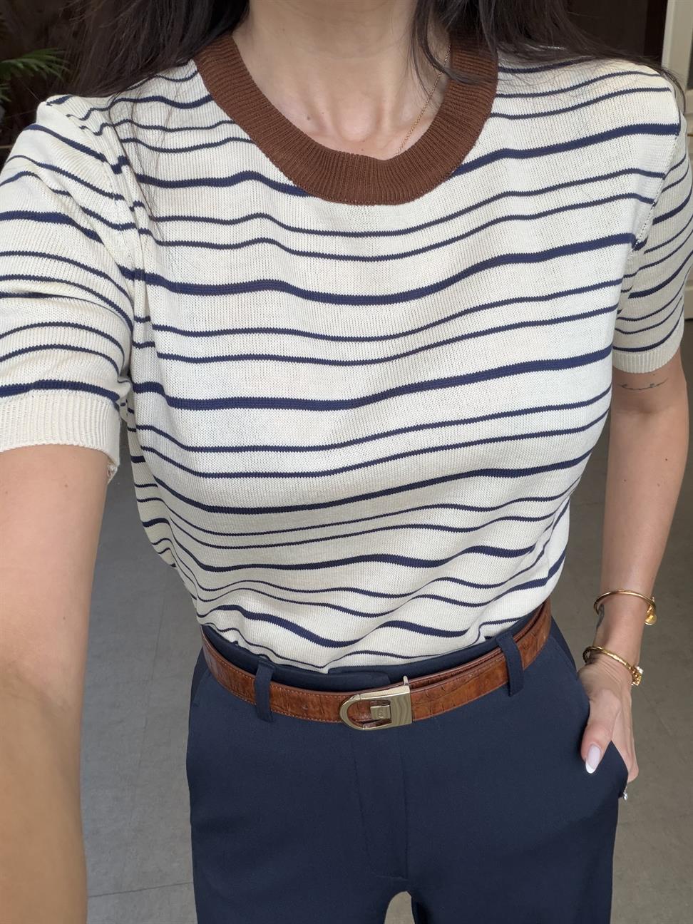 Krem Çizgili Kısa Kol Triko