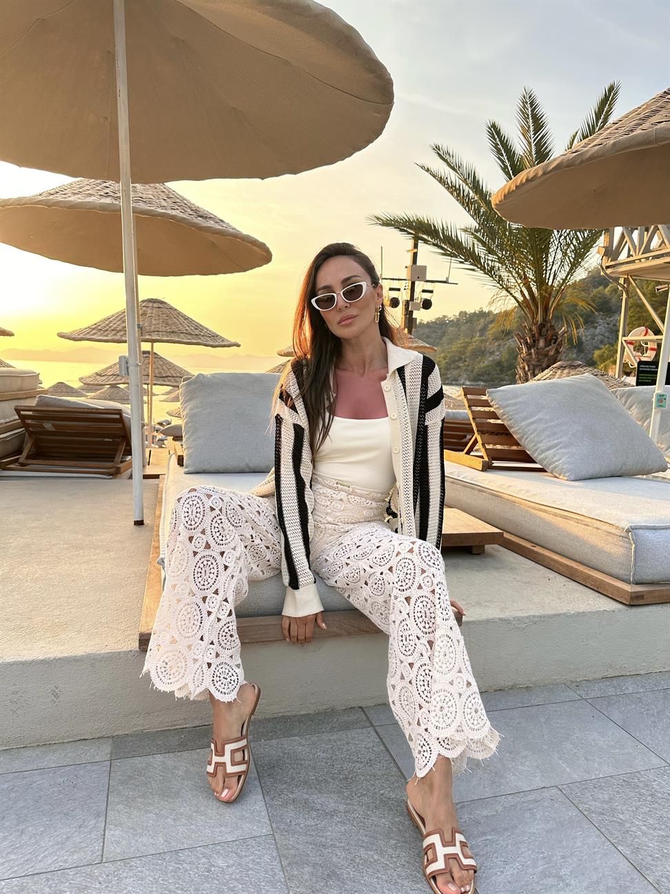 Krem Dantelli Pantolon