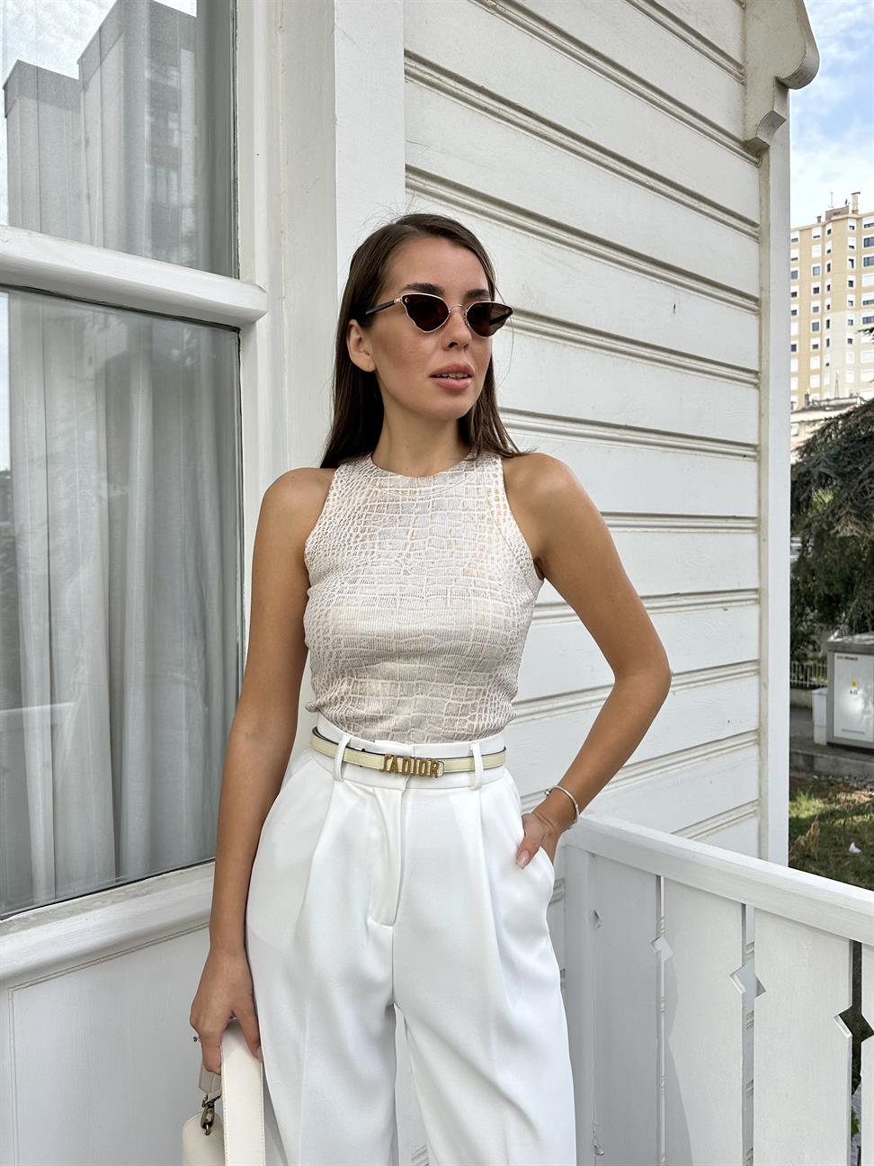 Krem Deri Baskılı Kaşkorse Bluz