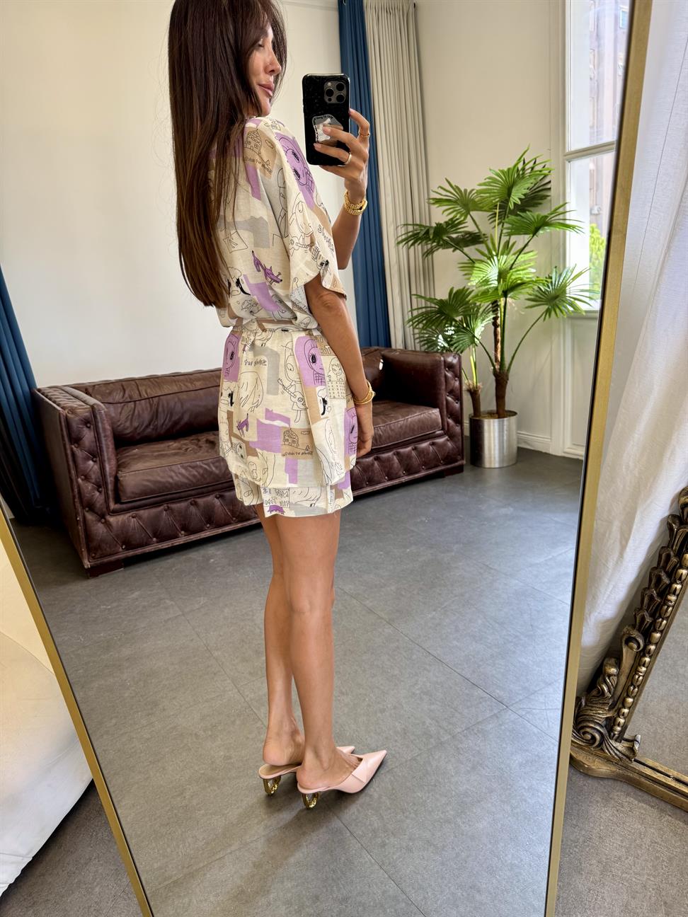 Krem Karikatür Desen Kuşaklı Takm