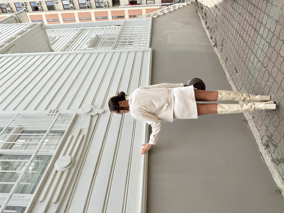 Krem Süet Etek Ceket Takım