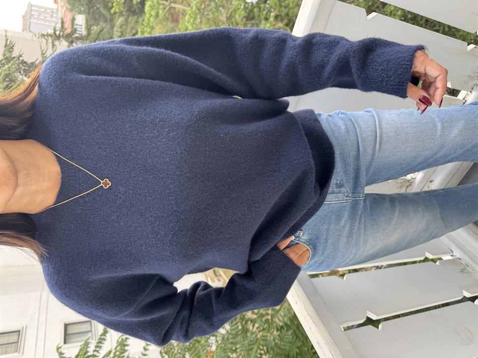 Lacivert Bisiklet Yaka Yumuşak Dokulu Triko Kazak