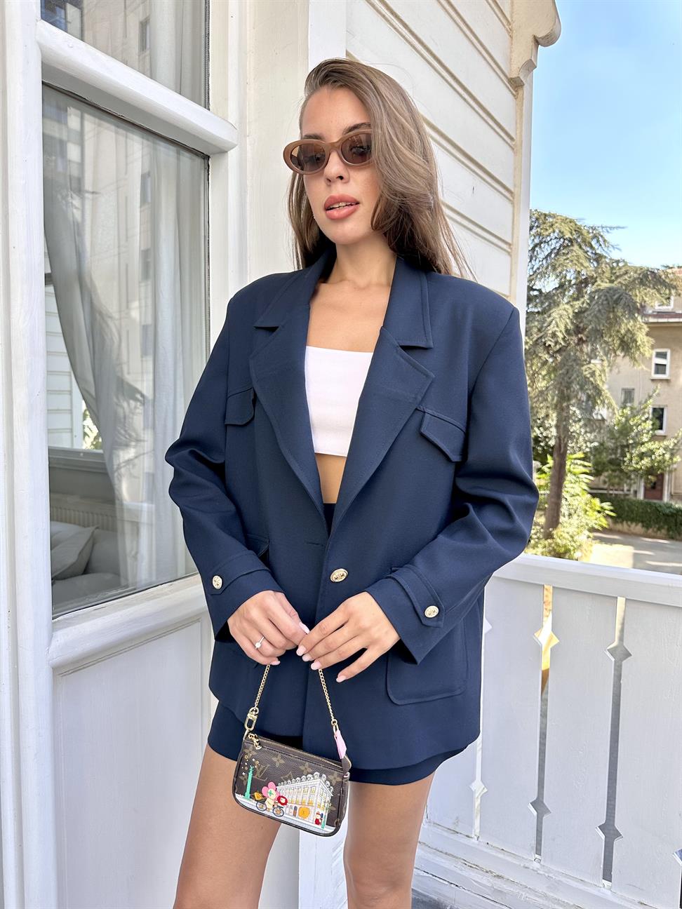 Lacivert Cep Detaylı Oversize Ceket