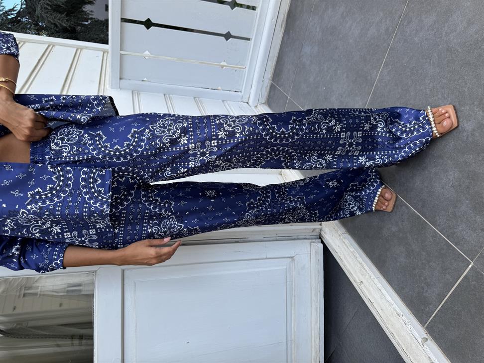 Lacivert Chester Pantolonlu Takım