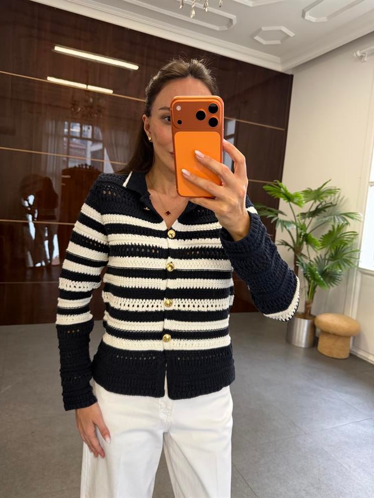 Lacivert Çizgili Gold Düğmeli Ajurlu Hırka