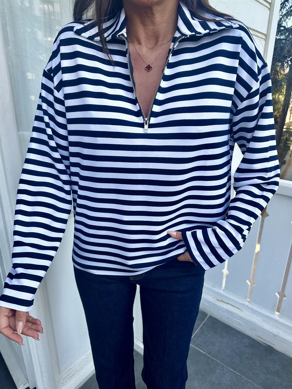 Lacivert Çizgili İnce Sweatshirt