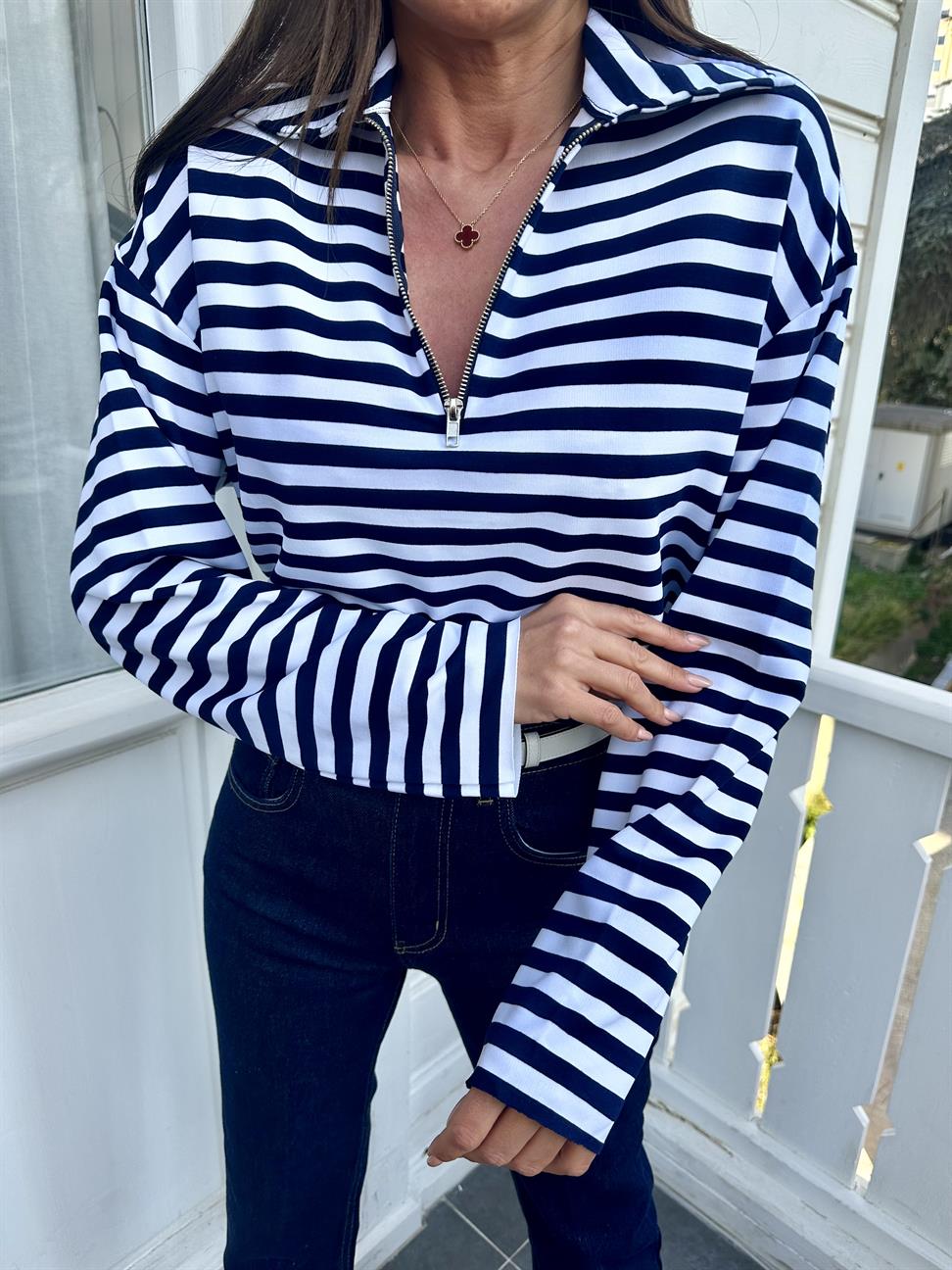 Lacivert Çizgili İnce Sweatshirt