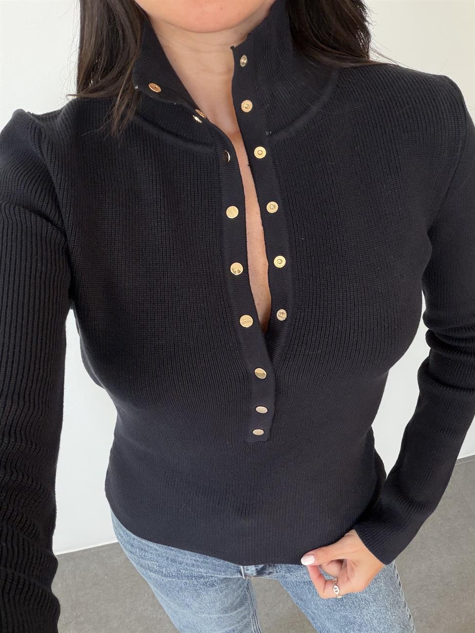 Koyu Lacivert Dik Yaka Çıtçıtlı Triko Kazak