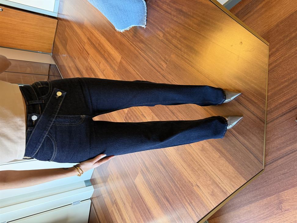 Lacivert Düğme Detaylı Jean Pantolon