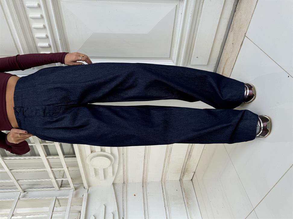 Lacivert Geniş Kesim Jean