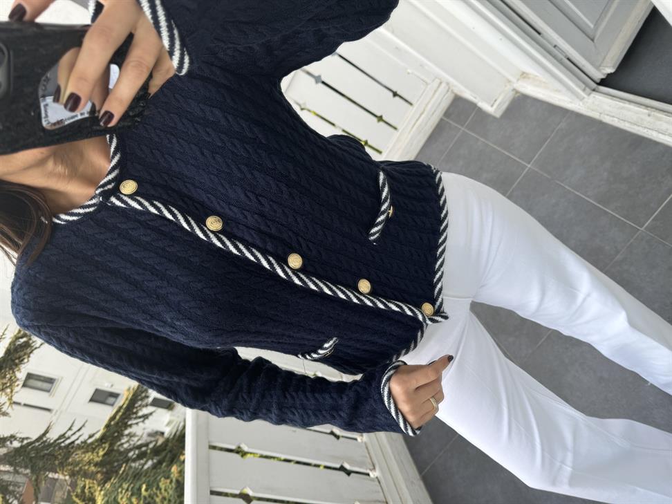 Lacivert-Kemik Saç Örgülü Cepli Hırka