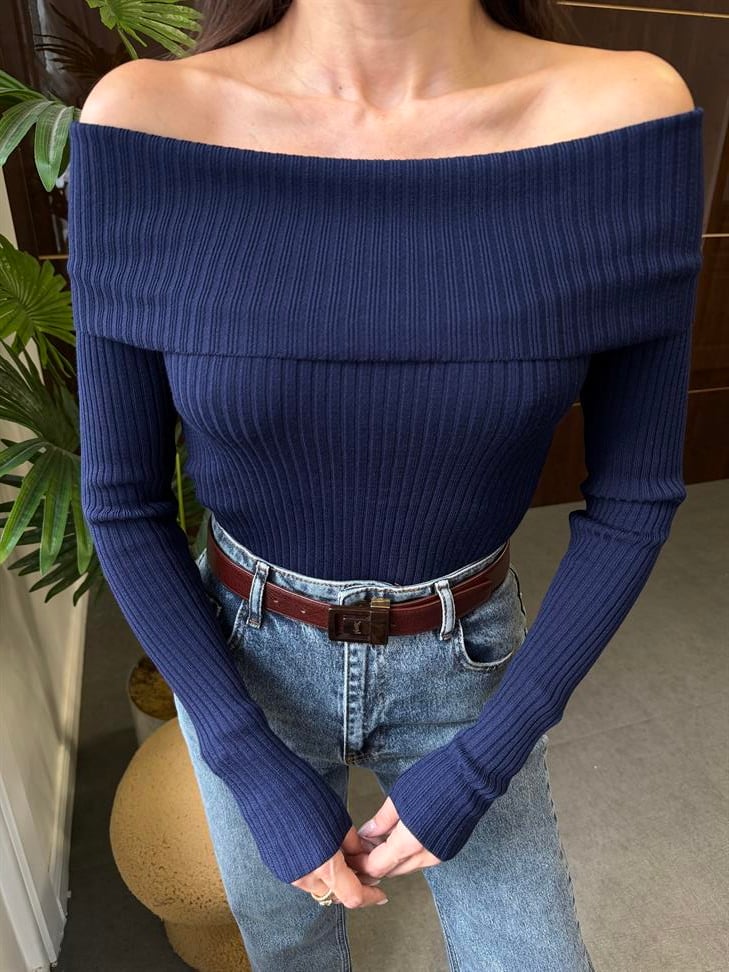 Lacivert Madonna Yaka Kazak