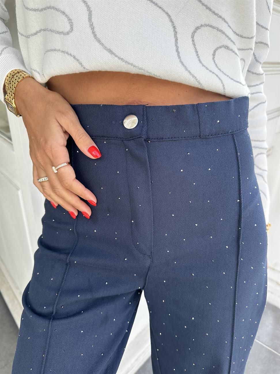 Lacivert Minik Taş İşlemeli Jean Pantolon