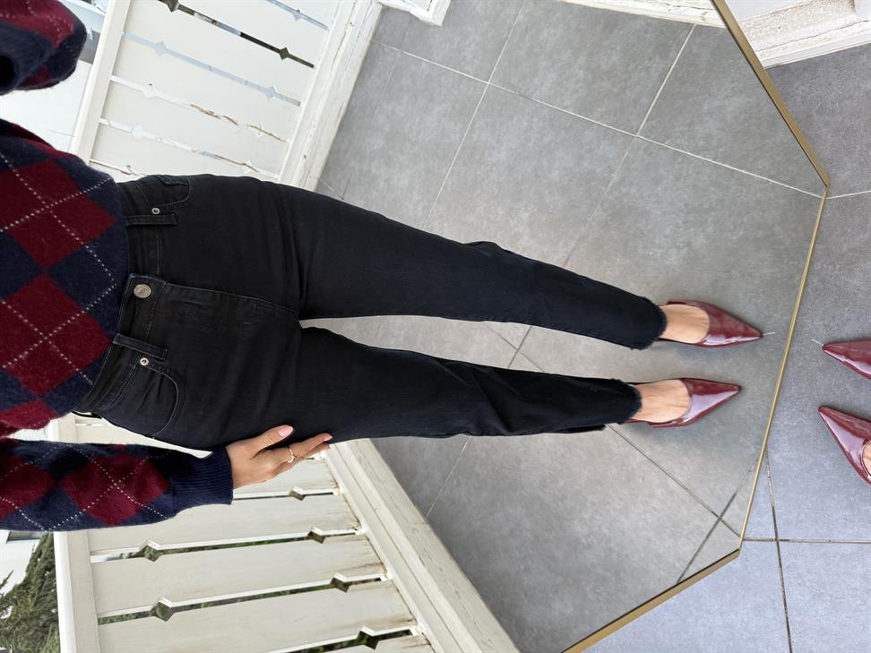 Lacivert Paçası Püsküllü ve Yırtmaçlı Jean Pantolon