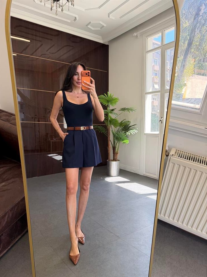 Lacivert Pileli Cepli Şort