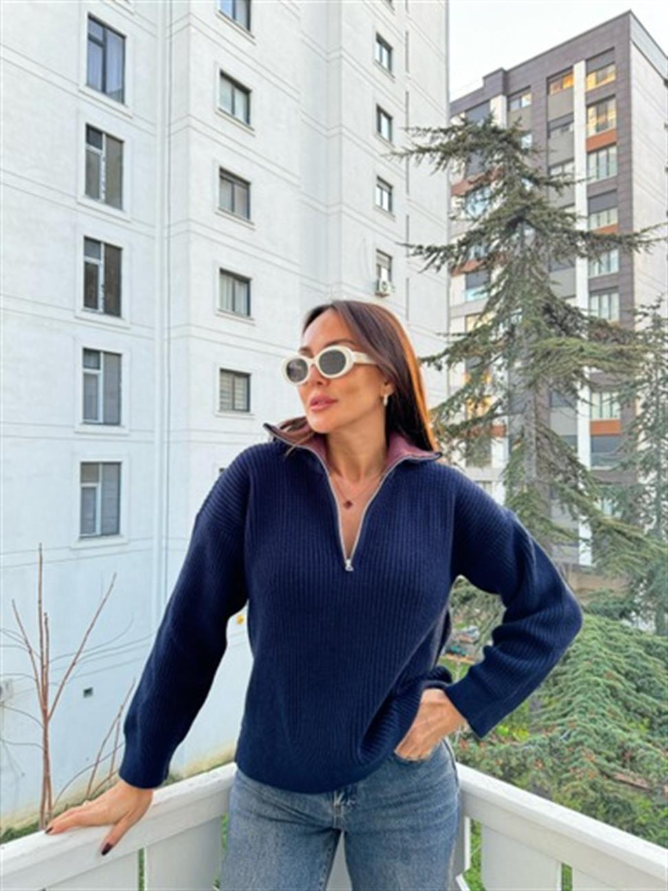 Lacivert Polo Yaka Fermuarlı Kazak