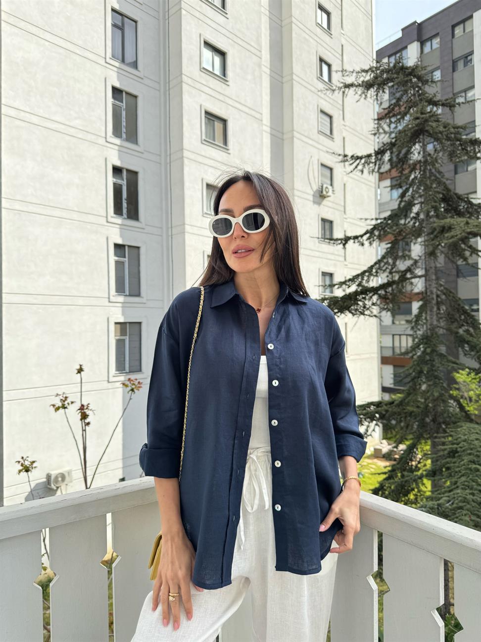 Lacivert Rahat Kesim Keten Gömlek