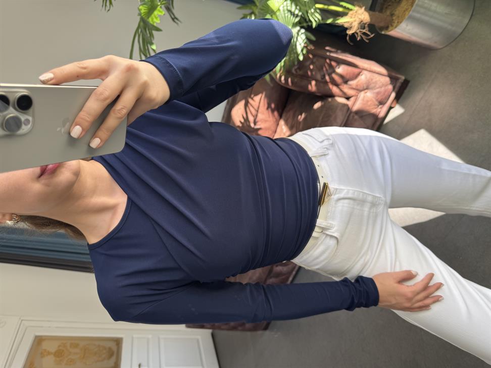 Lacivert Sandy Yan Büzgülü Bluz