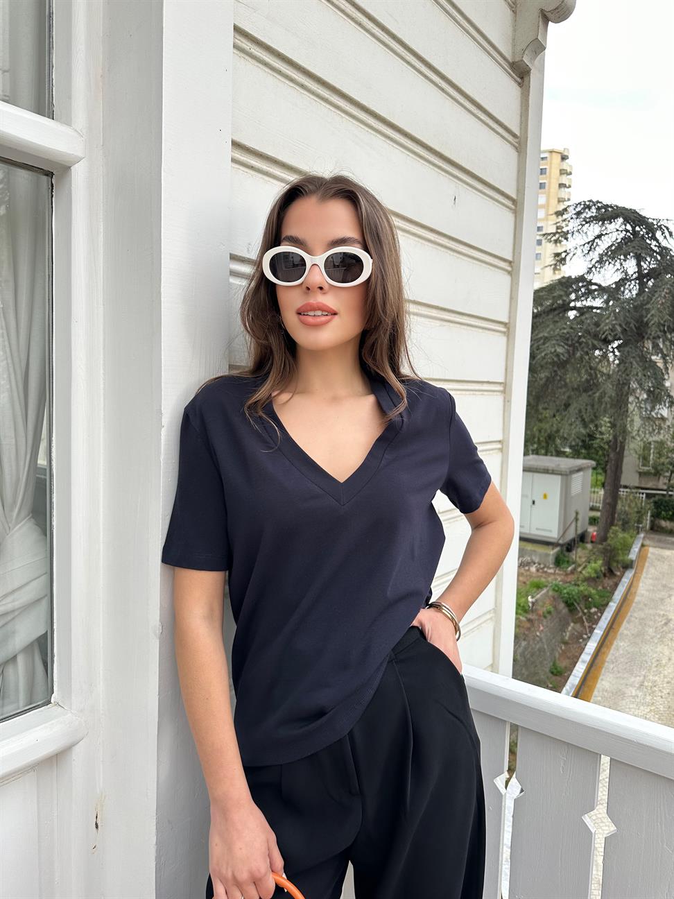 Lacivert Marry V Yaka Basic Tişört