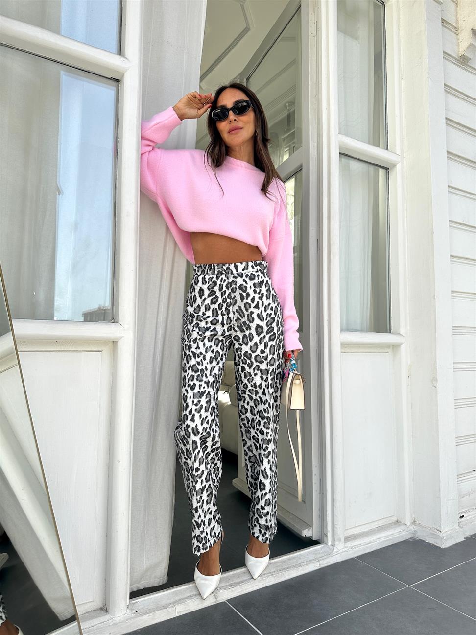 Ekru Leopar Desen Deri Pantolon