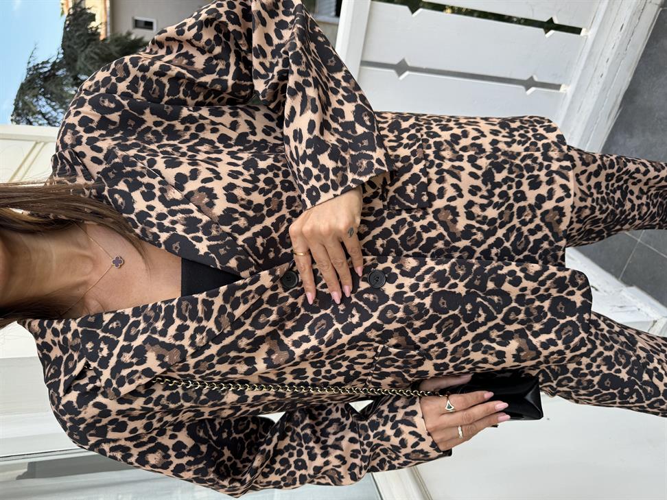 Leopar Desenli Ceket
