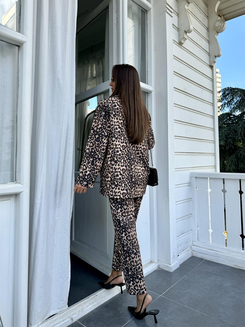 Leopar Desenli Ceket