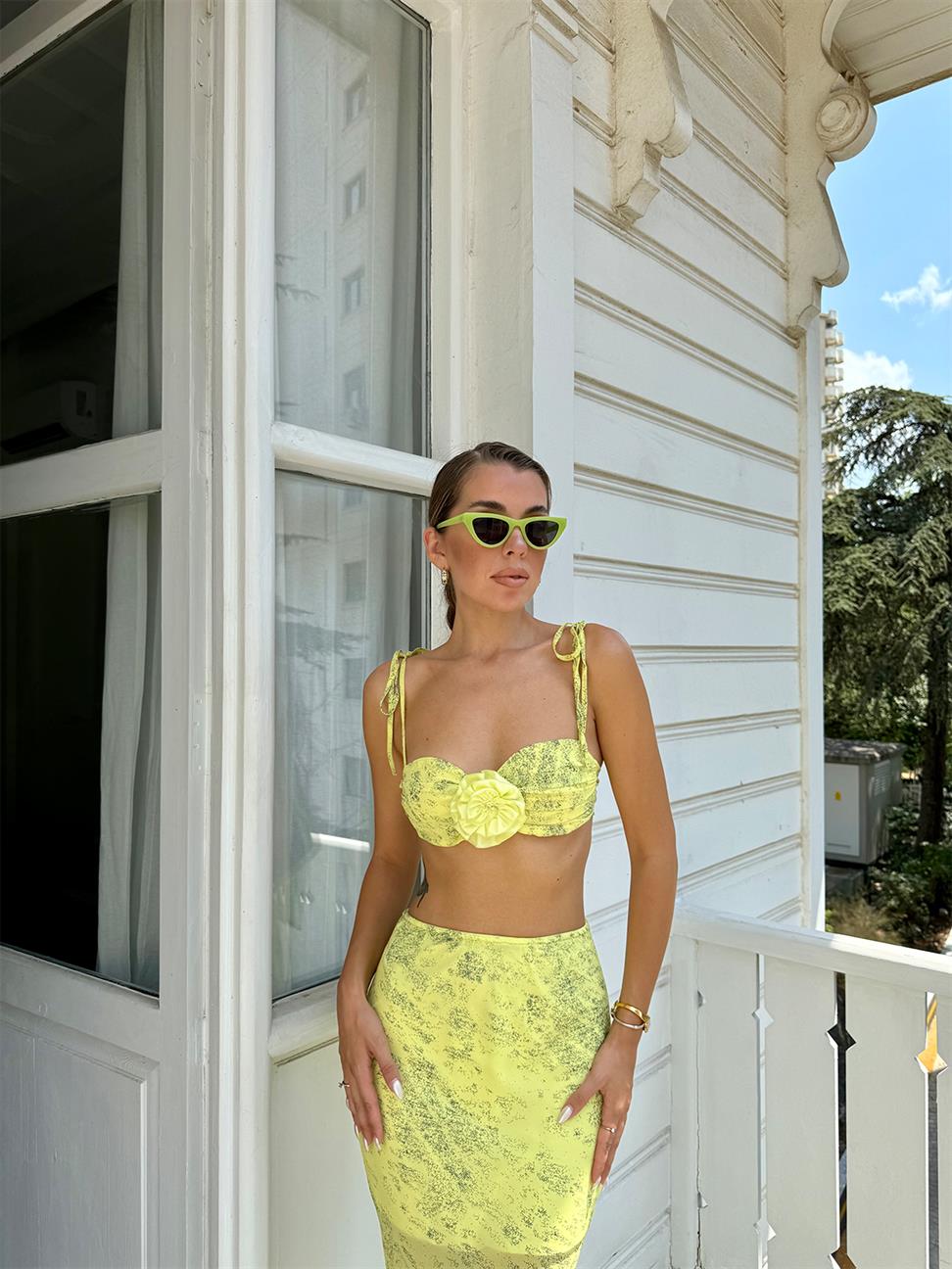 Lime Şifon Gül Detay Takım