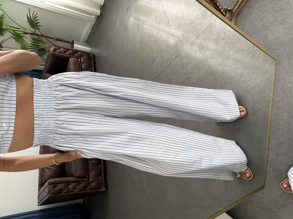 Mavi Çizgili Bol Paça Pantolon